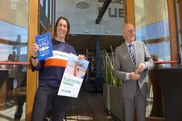 Een koplopersgroep van Noord-Hollandse strandpaviljoens hebben vanaf vandaag een Plasticvrij Terras