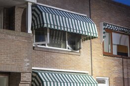 Gewonde bij woningbrand aan de Karel van Manderstraat in Haarlem