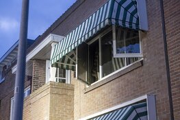 Gewonde bij woningbrand aan de Karel van Manderstraat in Haarlem