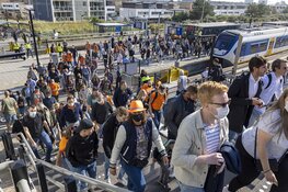 Stroom racefans naar Zandvoort komt op gang