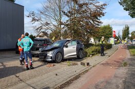 Automobilist gewond bij ongeluk in Limmen