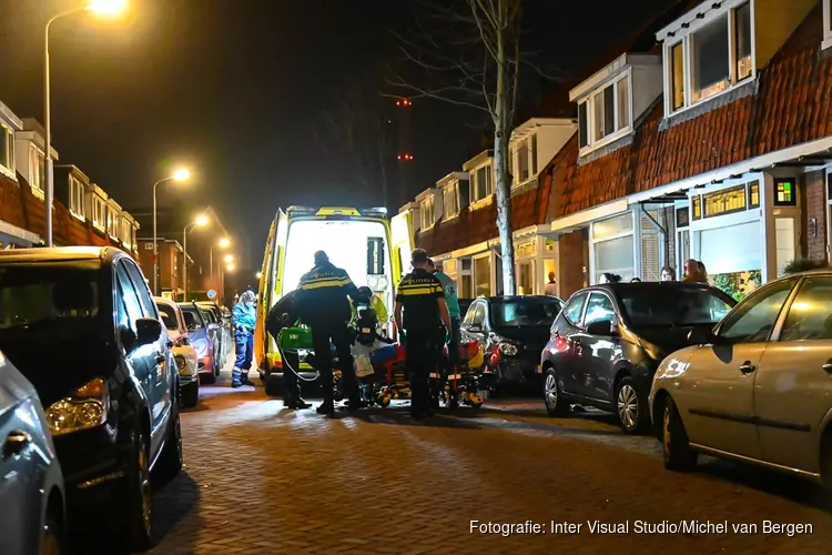 Zwaargewonde bij val van dak in Velsen-Noord