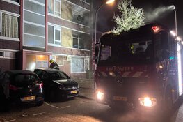Veel rookontwikkeling en schade bij brand flatwoning Haarlem