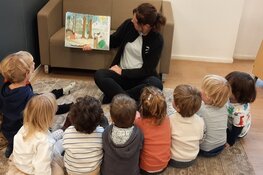 Boek 'Jos de Vos wandelt in het Bos': Mooi prentenboek over een vosje die een wandelpad volgt naar zee