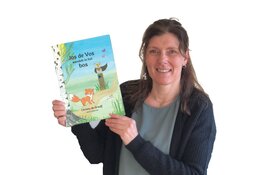 Boek 'Jos de Vos wandelt in het Bos': Mooi prentenboek over een vosje die een wandelpad volgt naar zee