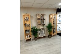 Robin Juweliers, ook voor reparatie van uw klokken