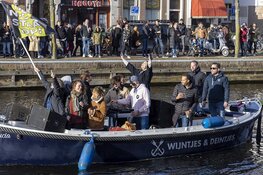 Haarlemse nachthoreca protesteert op de grachten