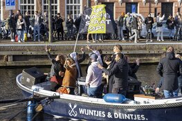 Haarlemse nachthoreca protesteert op de grachten