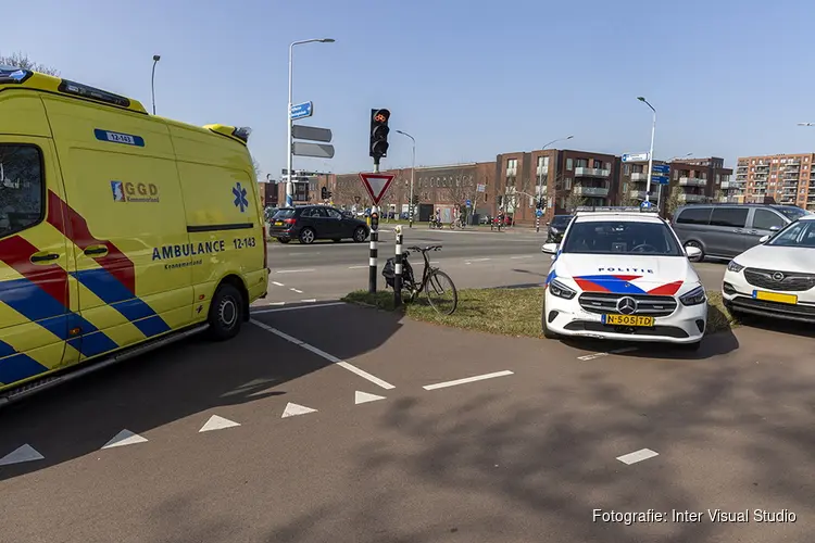 Fietser gewond na aanrijding op de Amerikaweg in Haarlem
