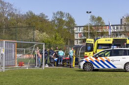 Hulpdiensten groots uitgerukt voor gevallen kind sportvelden bij Koninklijke HFC