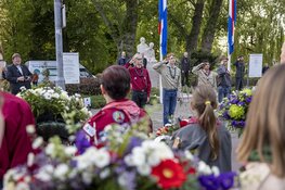 Dodenherdenking 4 mei 2022 op de Jan Gijzenbrug in Haarlem