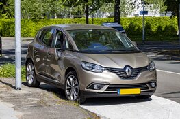 Fietser gewond bij aanrijding met auto op de Churchilllaan