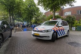 Scooterrijdster gewond na botsing met auto in Bloemendaal