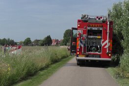 Scootmobiel belandt in sloot Velserbroek