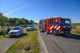 Brandweer bevrijdt bestuurster na frontale botsing