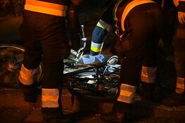 Brandweer bevrijdt bekneld geraakte fietser uit benarde positie