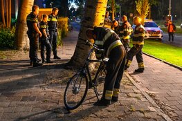 Brandweer bevrijdt bekneld geraakte fietser uit benarde positie