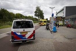Scooterrijdster gewond door afslaande taxichauffeur in Heemstede