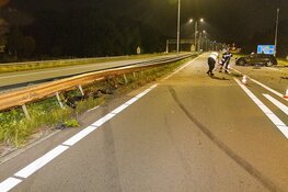Veel schade bij ongeval op de afrit van de A22 bij Velsen-Zuid