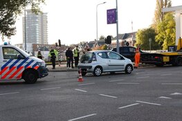 Veel schade en verkeershinder bij ongeval in Haarlem