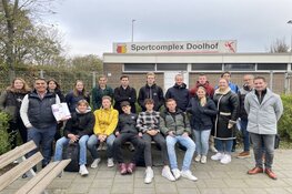 Studenten opleiding Adviseur duurzaamheid geven duurzaamheidsadvies aan sportcomplex SV Wijk aan Zee