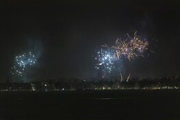 Veel vuurwerk boven Haarlem ondanks vuurwerkverbod