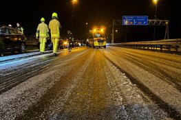 Meerdere auto&#39;s betrokken bij kettingbotsing op spekgladde A9