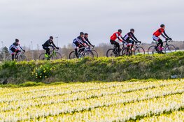 Al 3.200 deelnemers aan de start van Omloop van Zandvoort
