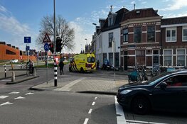 Pizzakoerier gaat onderuit en raakt gewond