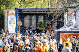 Haarlem viert massaal Koningsdag