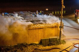 Strandtent Bloomingdale door felle brand verwoest