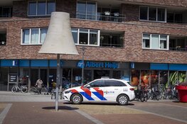 Man wil zich niet legitimeren in supermarkt en gebruikt geweld