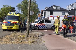 Fietser gewond na botsing met scooter op fietspad Soendaplein in Haarlem