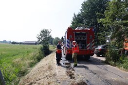 Scootmobielbestuurster op het droge getrokken door omstanders