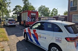 Motor Porsche vliegt in brand in Beverwijk