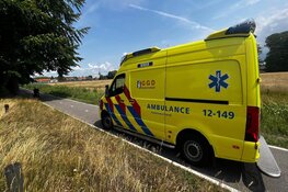 Man met scootmobiel te water in Overveen