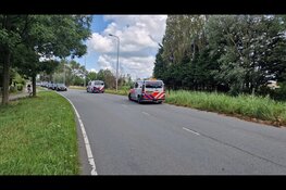 Auto te water gereden in Heemskerk, bestuurder naar ziekenhuis