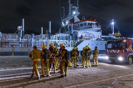 Brand op baggerschip aan Noorderkade in Beverwijk