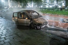 Auto door brand verwoest in Schalkwijk