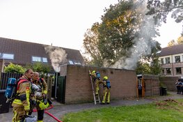 Brand in schuur in Santpoort-Noord