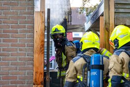 Brand in schuur in Santpoort-Noord