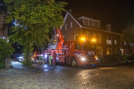 Brand in dak van woning in Haarlem
