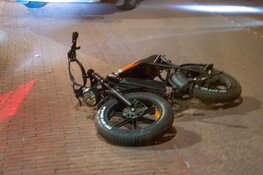 Fatbike tegen lantaarnpaal: twee gewonden