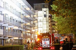 Explosie en brand bij woning in Diemen
