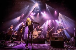 Bluesrock zangeres AJ Plug komt met show Killer King naar Beverwijk
