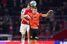 Ajax wint van FC Volendam en is hekkensluiter af