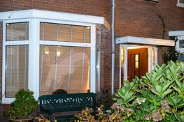 Raam gesneuveld bij incident aan de Baanstraat in Beverwijk