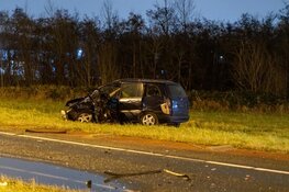 Twee gewonden bij ernstig ongeval Velsen-Zuid, automobilisten lappen afzetting aan hun laars