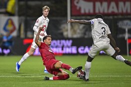 Telstar verliest van tien man van FC Dordrecht