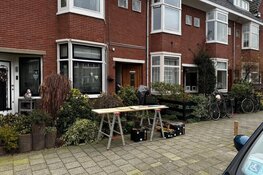 Voordeuren vernield